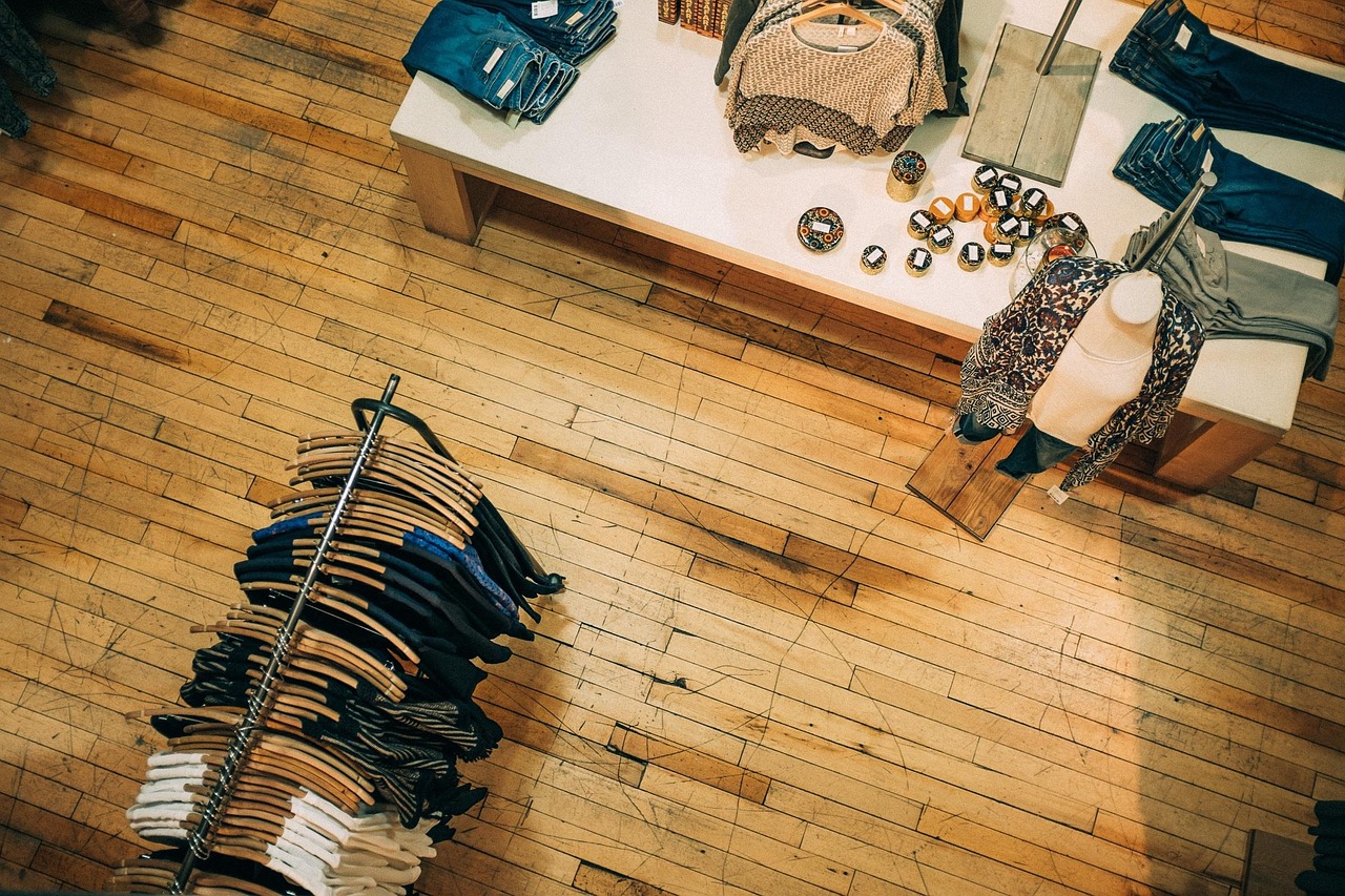 Mode durable été 2026 : marchés vintage et marques éco qui font craquer Paris